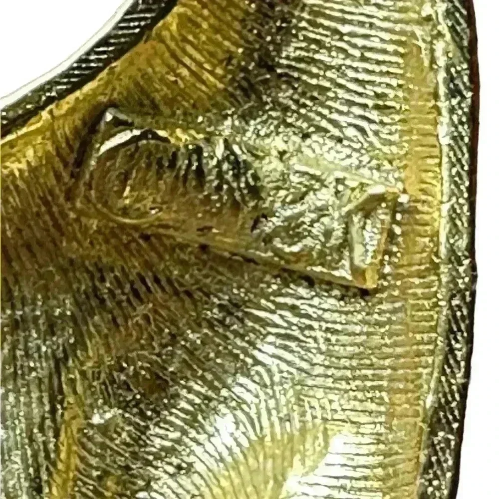 Cat with Green Eyes - Gold Tone 2”